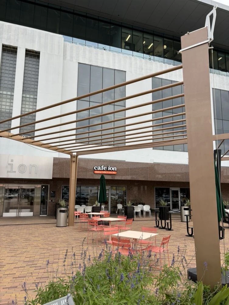 Cafe Ion