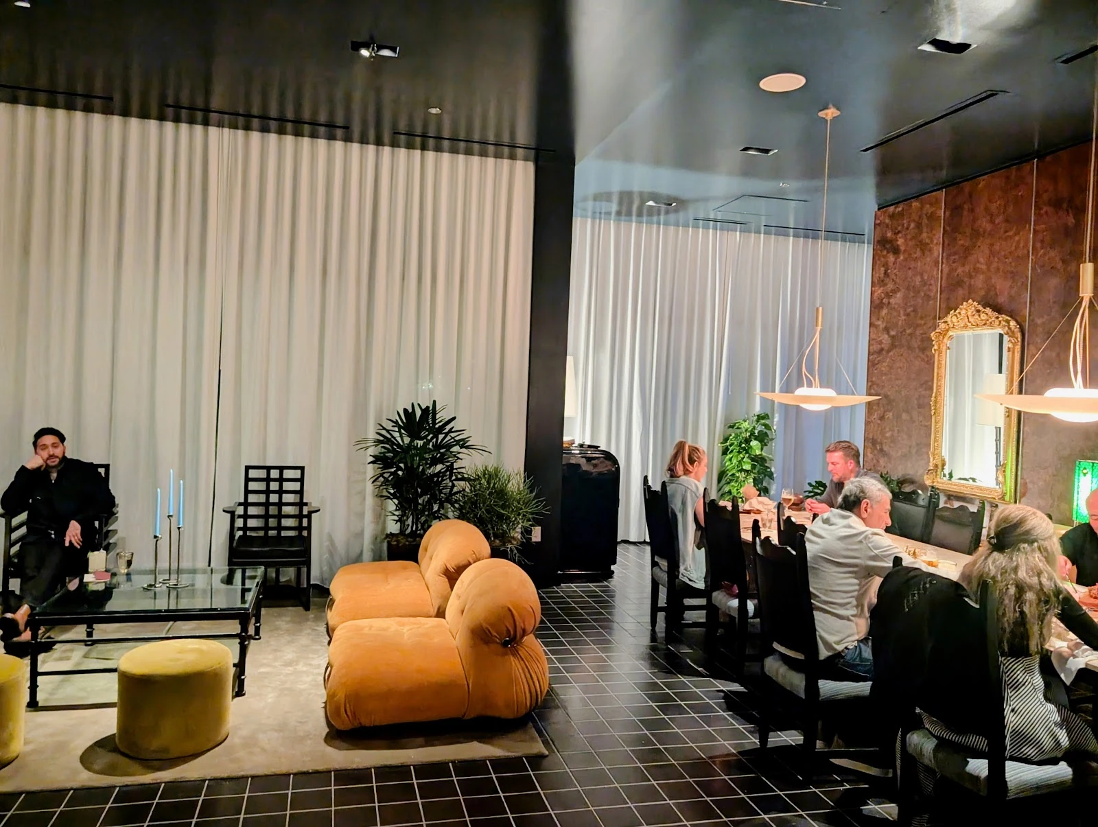 Augustine Lounge and Listening Room gallery 2