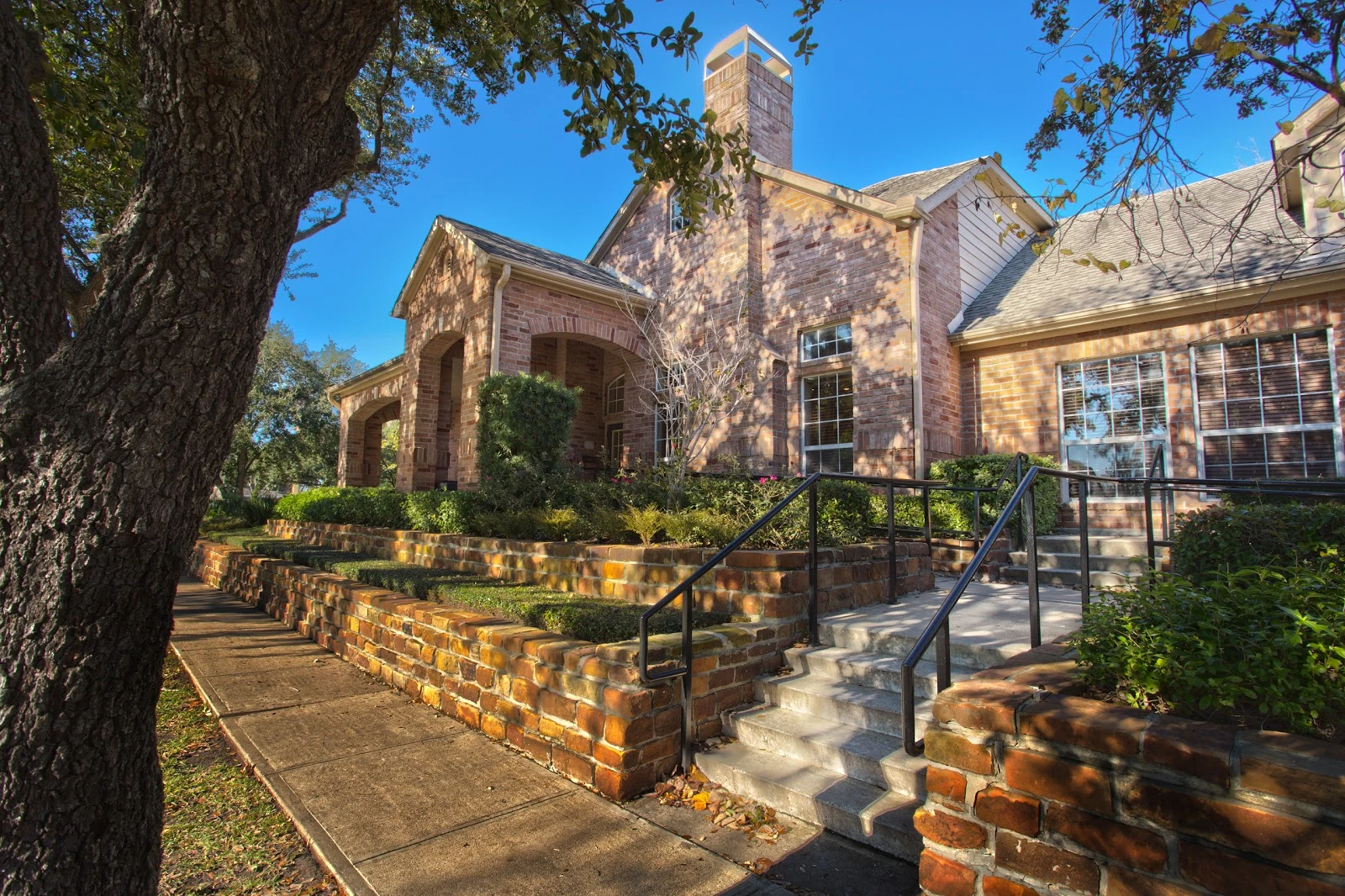 Braeswood Park gallery 5