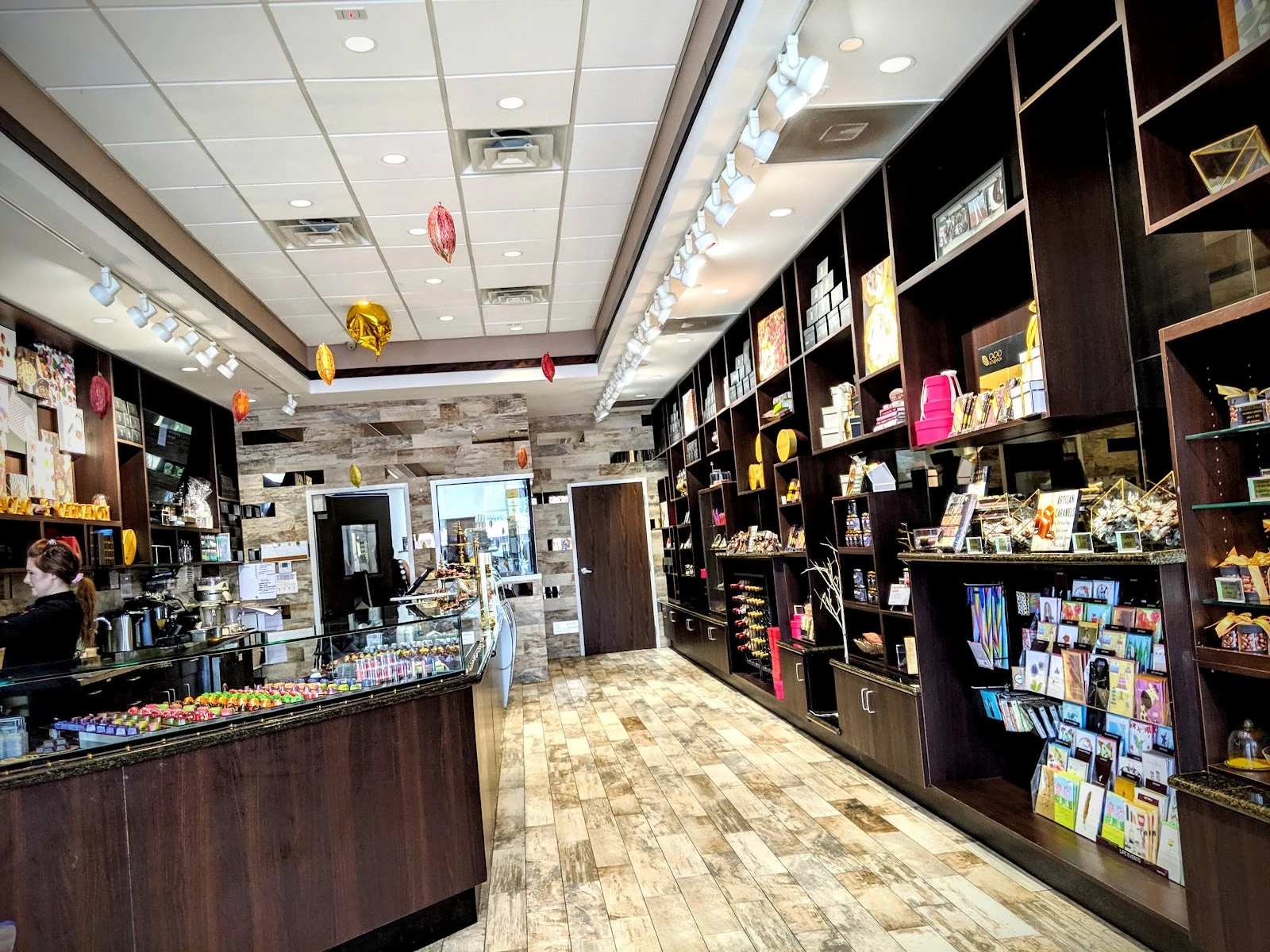 Cacao & Cardamom Chocolatier gallery 4