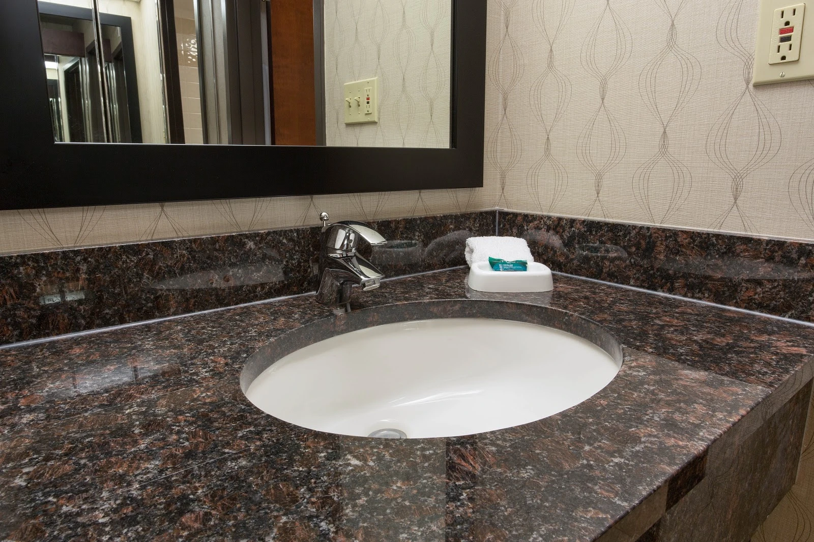 Drury Inn & Suites Houston Near the Galleria gallery 3