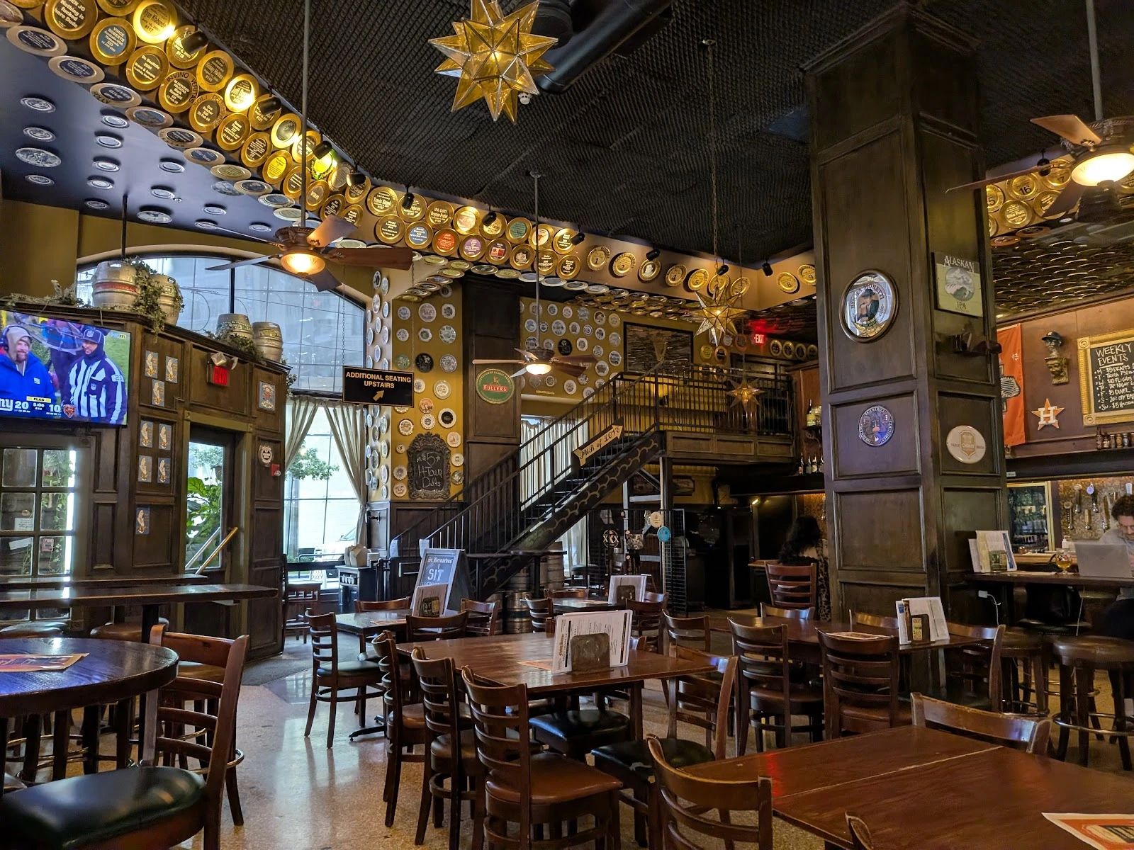 Flying Saucer Draught Emporium gallery 3