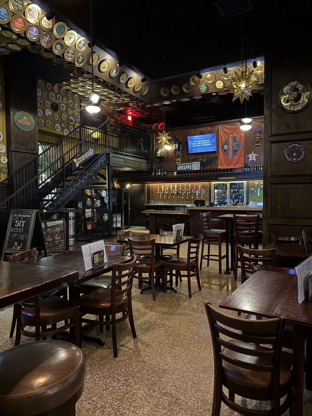 Flying Saucer Draught Emporium gallery 6