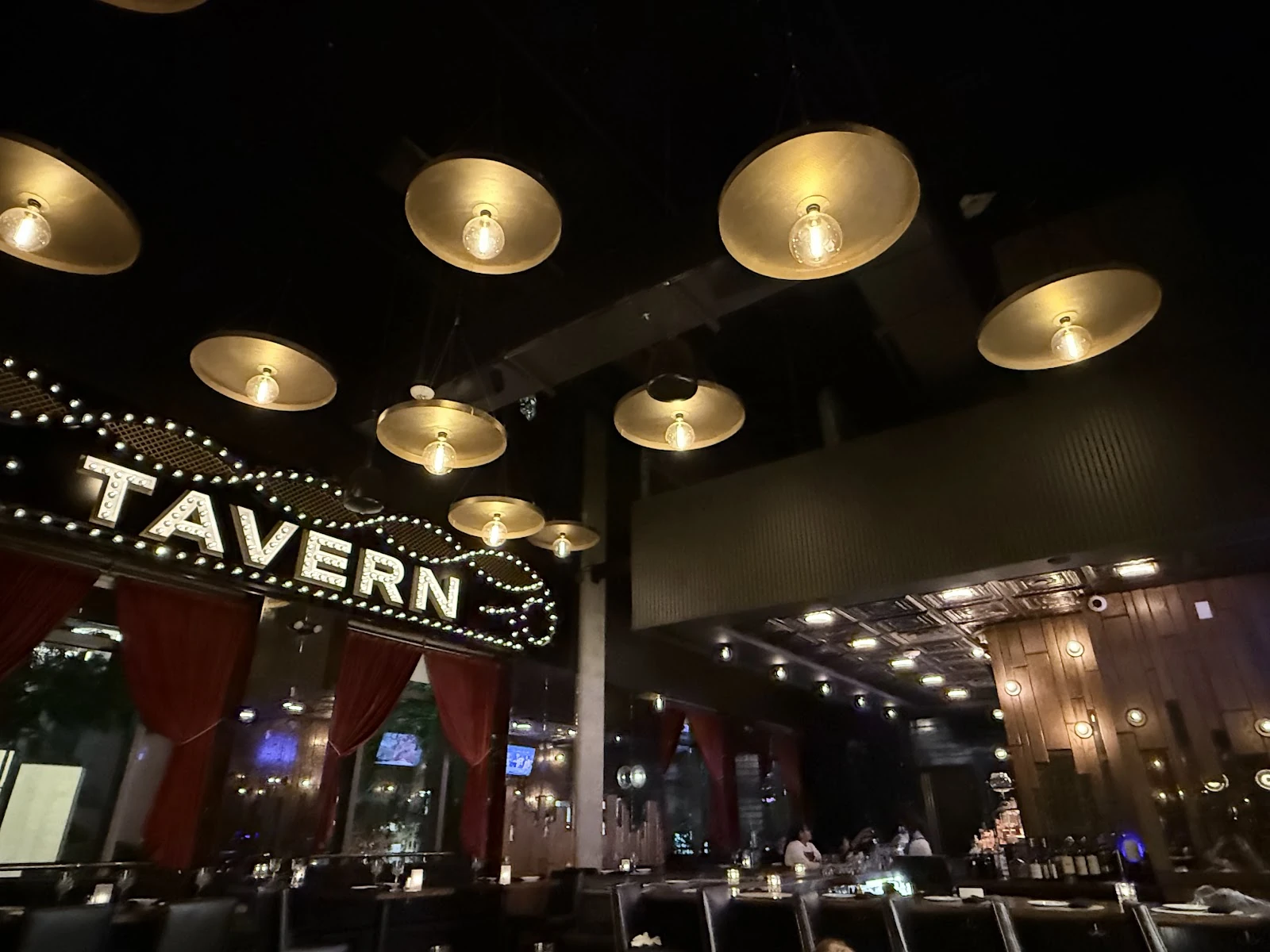 Hearsay Tavern gallery 6