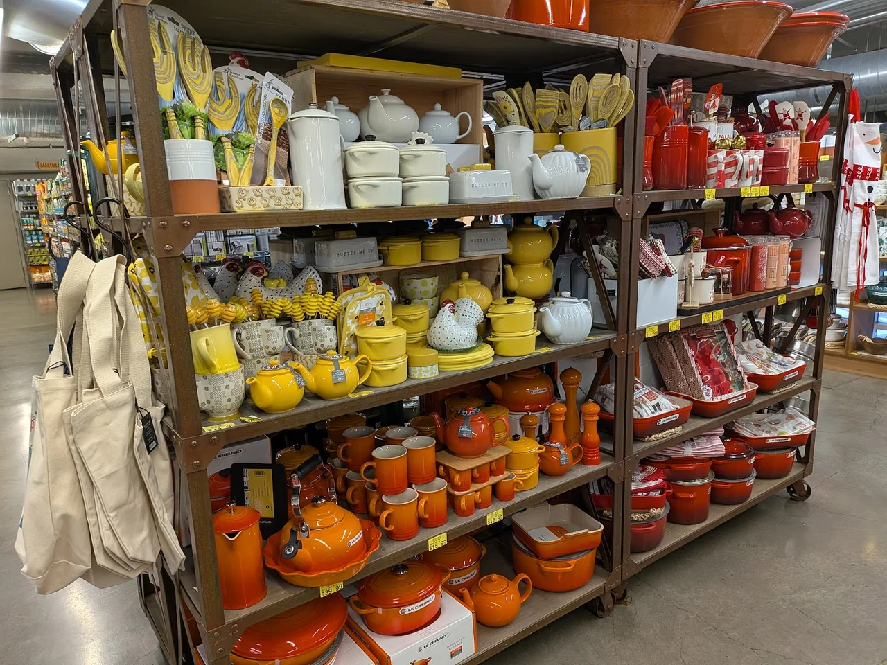 Phoenicia Specialty Foods gallery 4