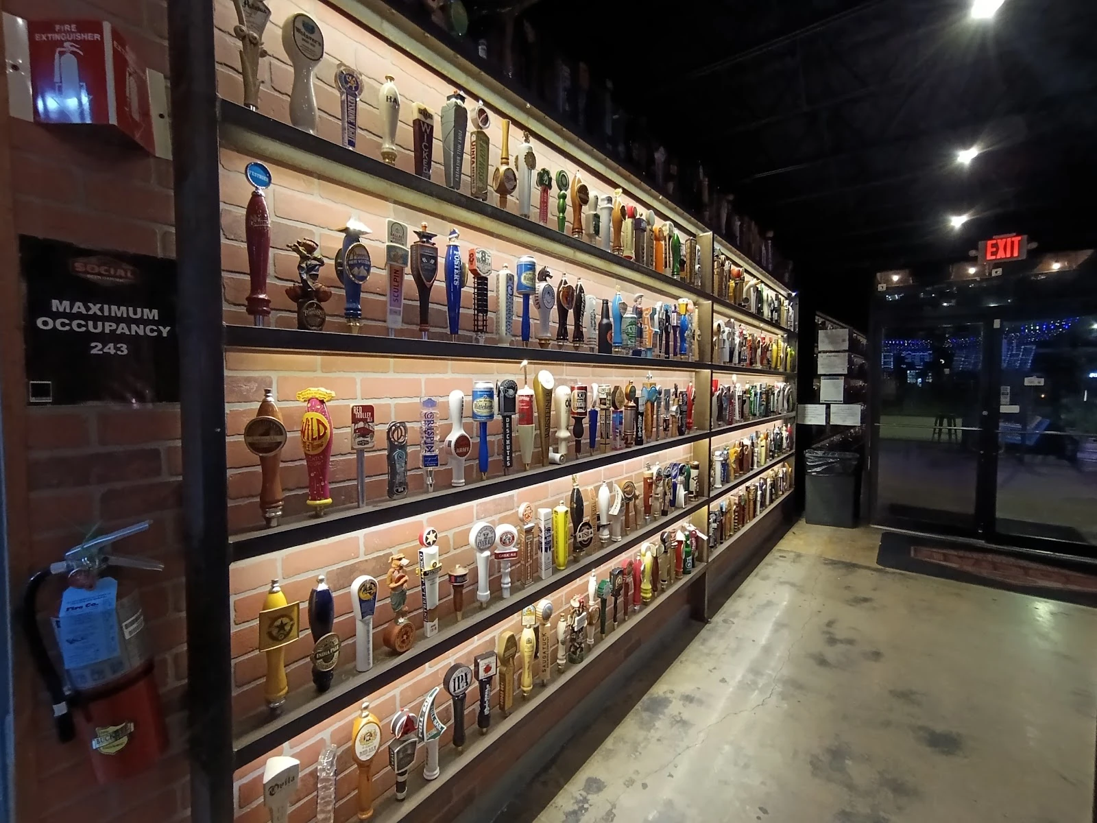 Social Beer Garden HTX gallery 1