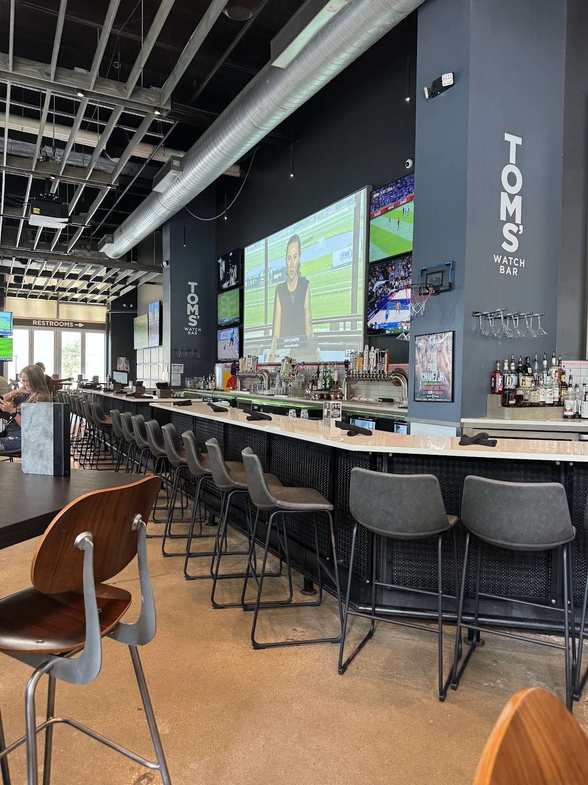 Tom's Watch Bar gallery 4