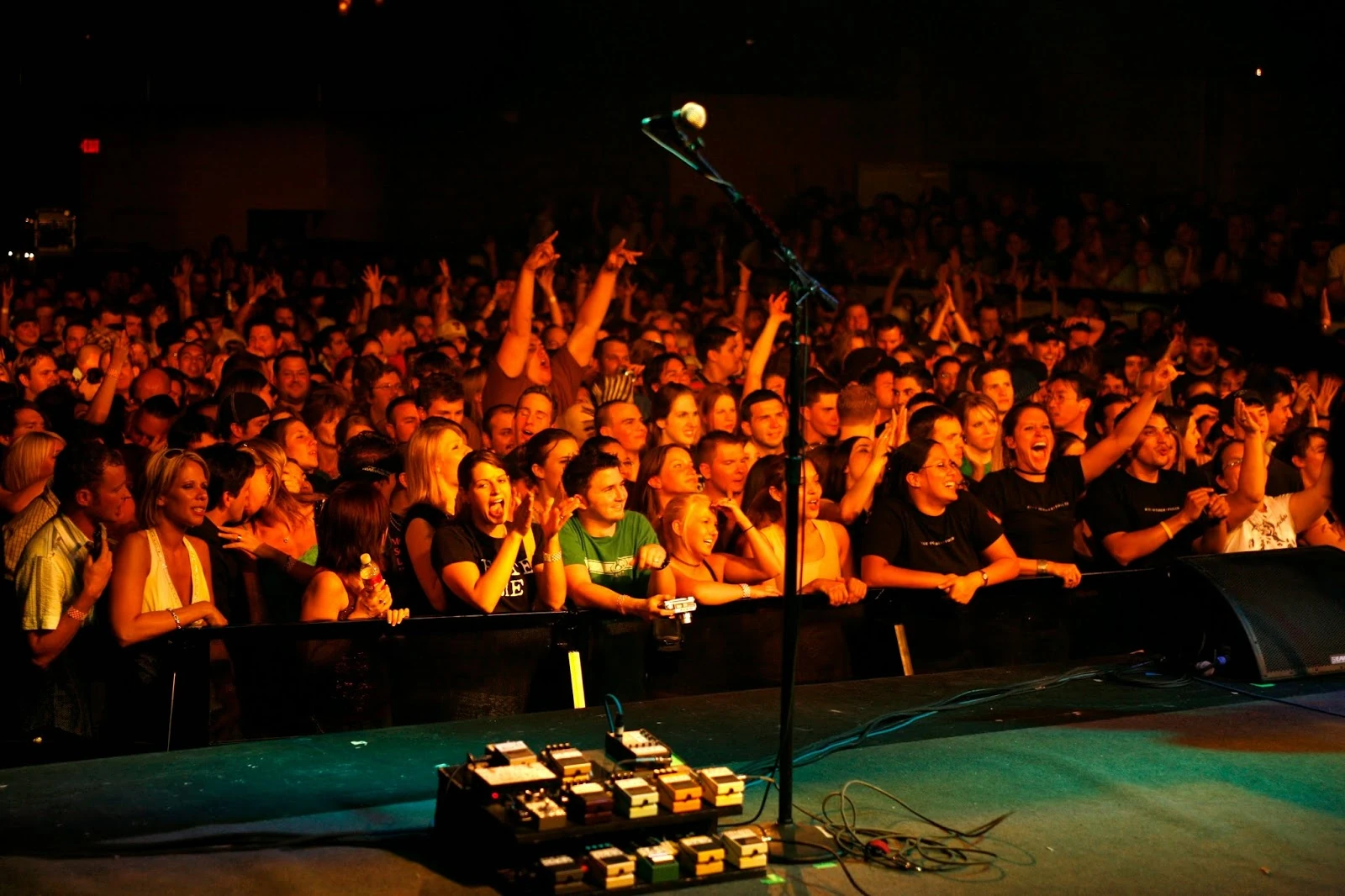 Warehouse Live gallery 6