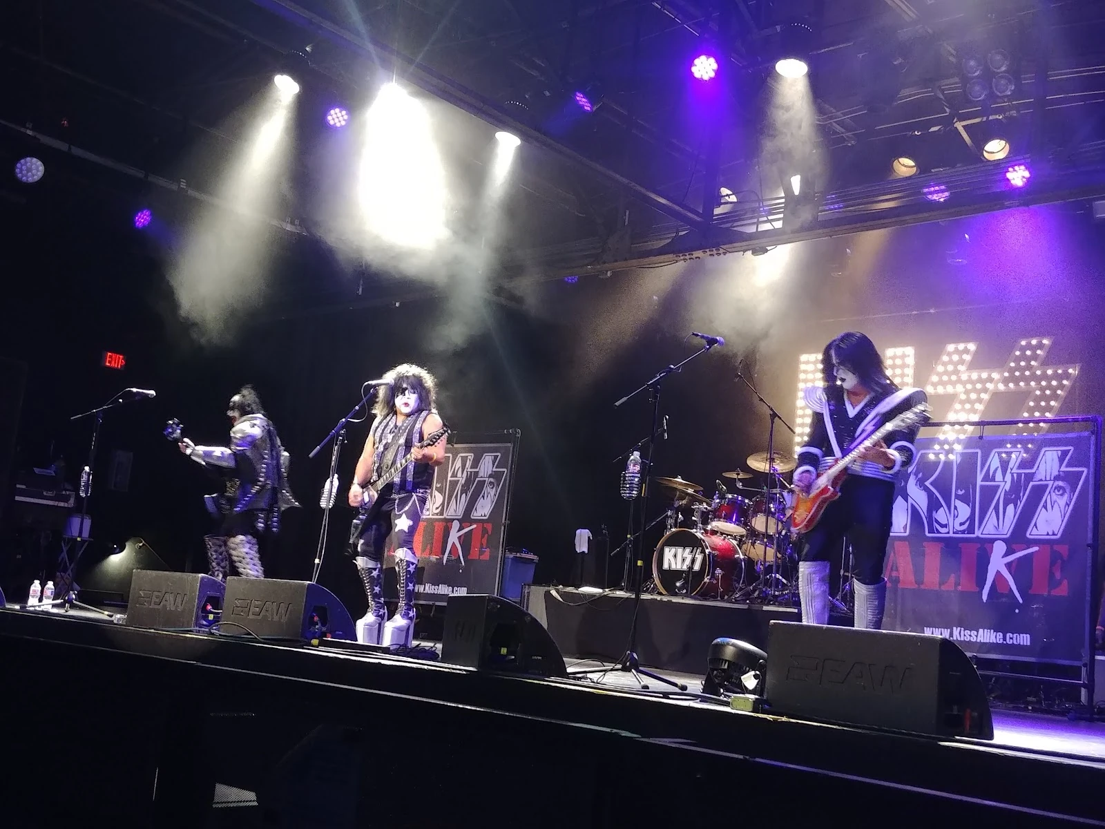Warehouse Live gallery 3