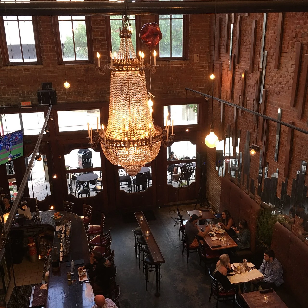 Hearsay Restaurants gallery 4