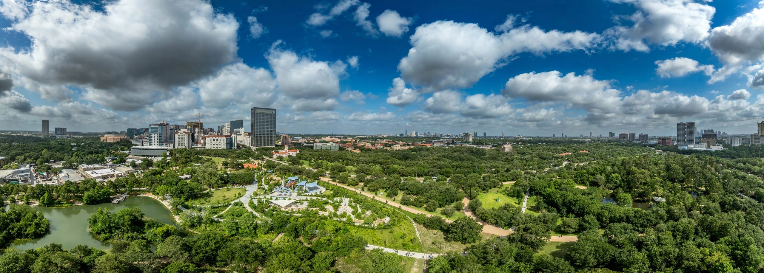 A Tourist's Guide to 10 Top Parks and 10 Big Green Spaces